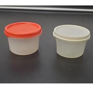 Tupperware VINTAGE Modular Mate, Round 7 oz 200ml w/Lids, Set of 2